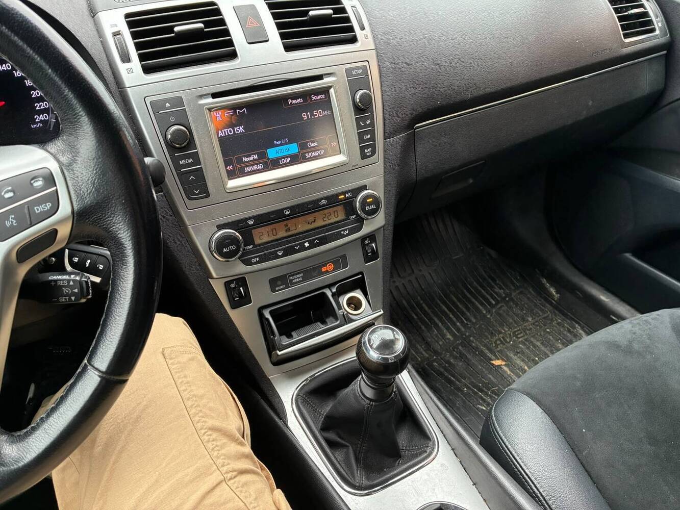 Toyota Avensis vaihtoauto