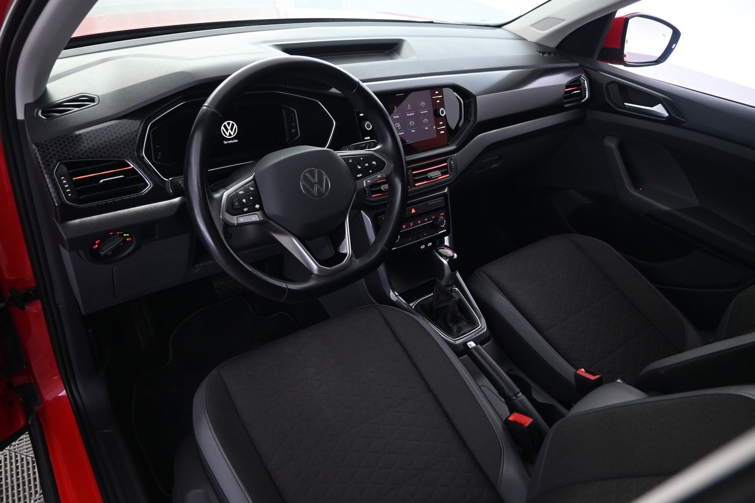 Volkswagen T-Cross vaihtoauto