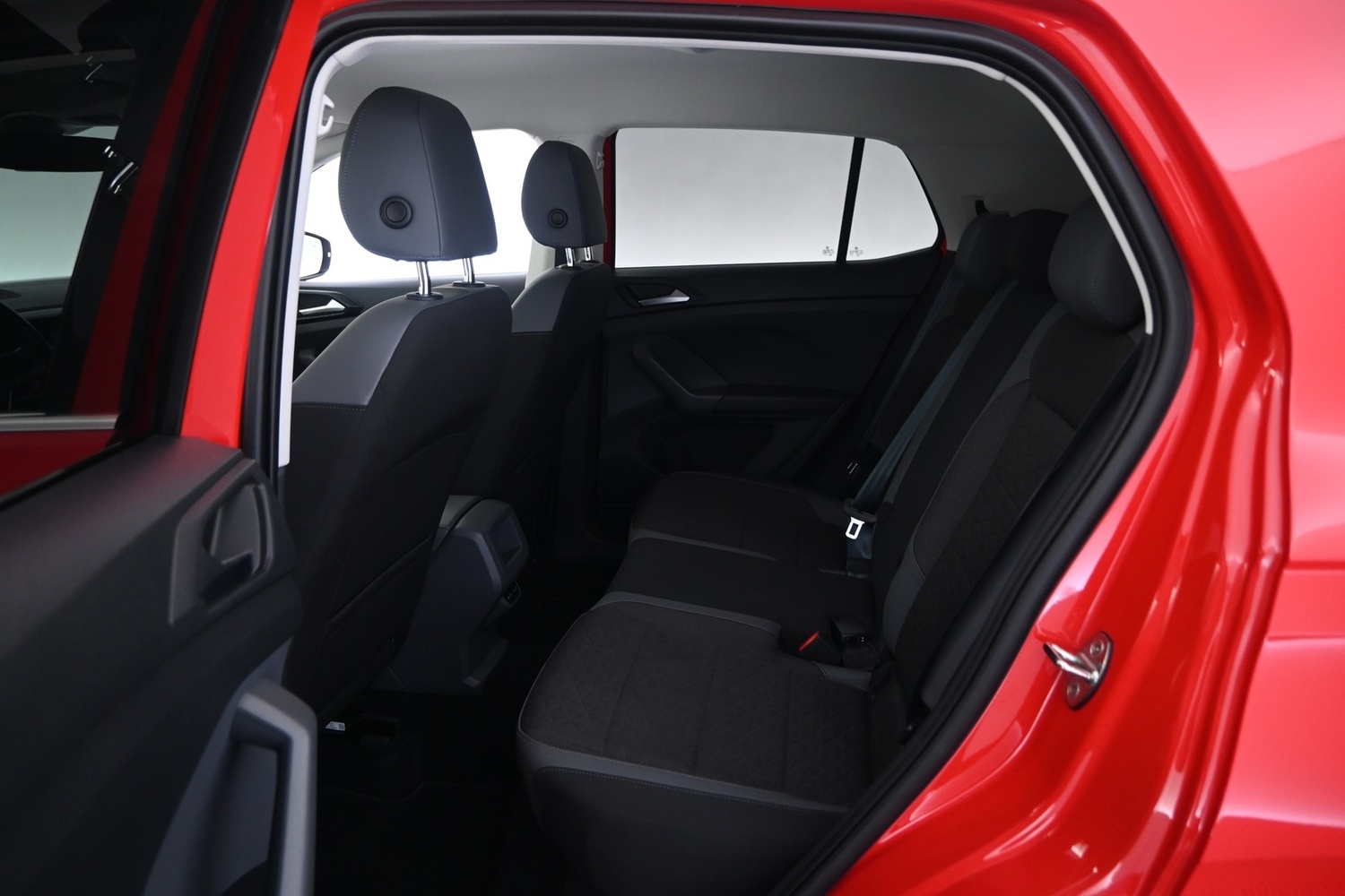 Volkswagen T-Cross vaihtoauto