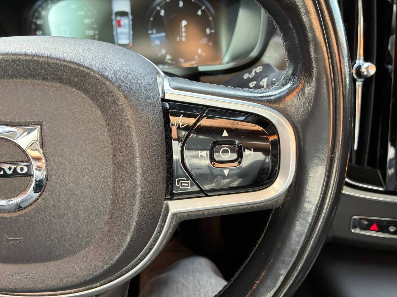 Volvo V90 Cross Country vaihtoauto