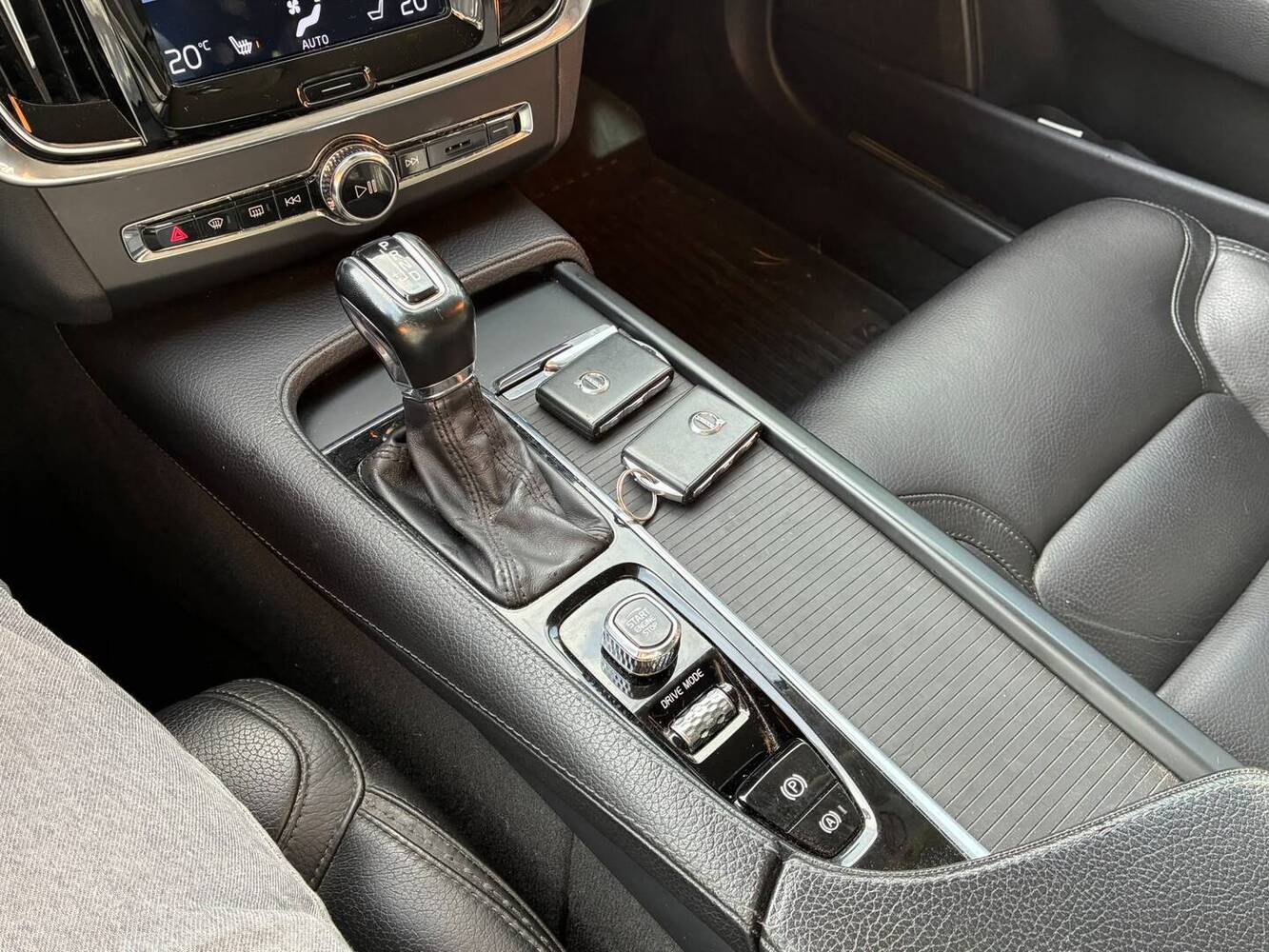 Volvo V90 Cross Country vaihtoauto