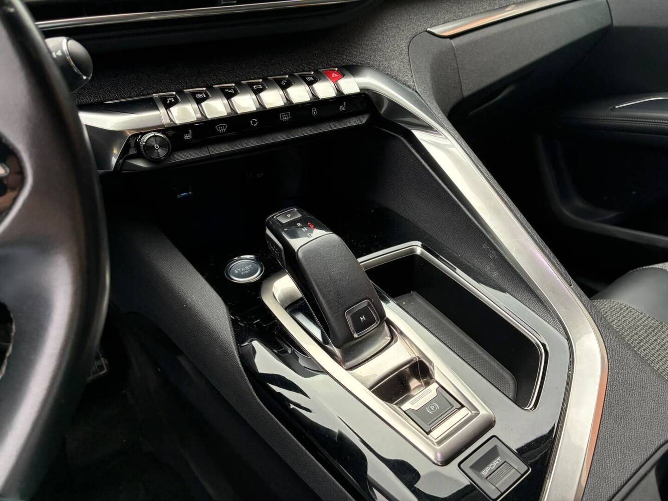 Peugeot 5008 vaihtoauto