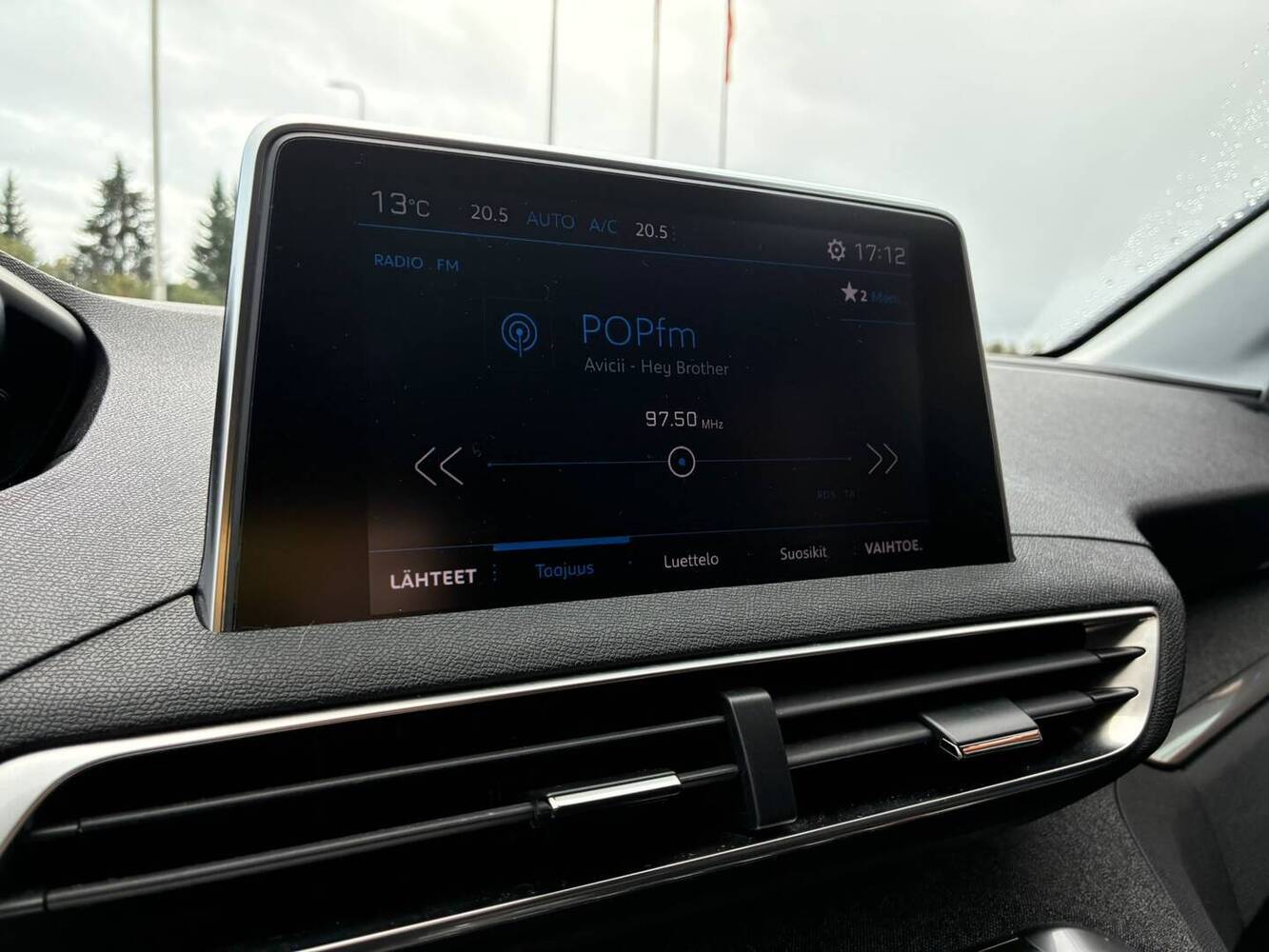 Peugeot 5008 vaihtoauto