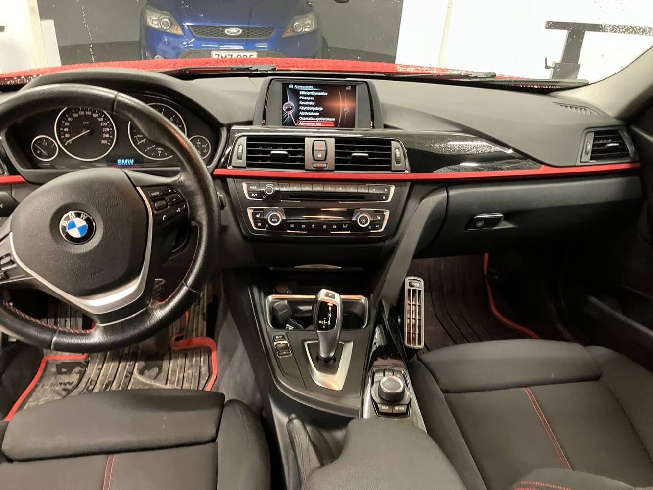 BMW 320 vaihtoauto