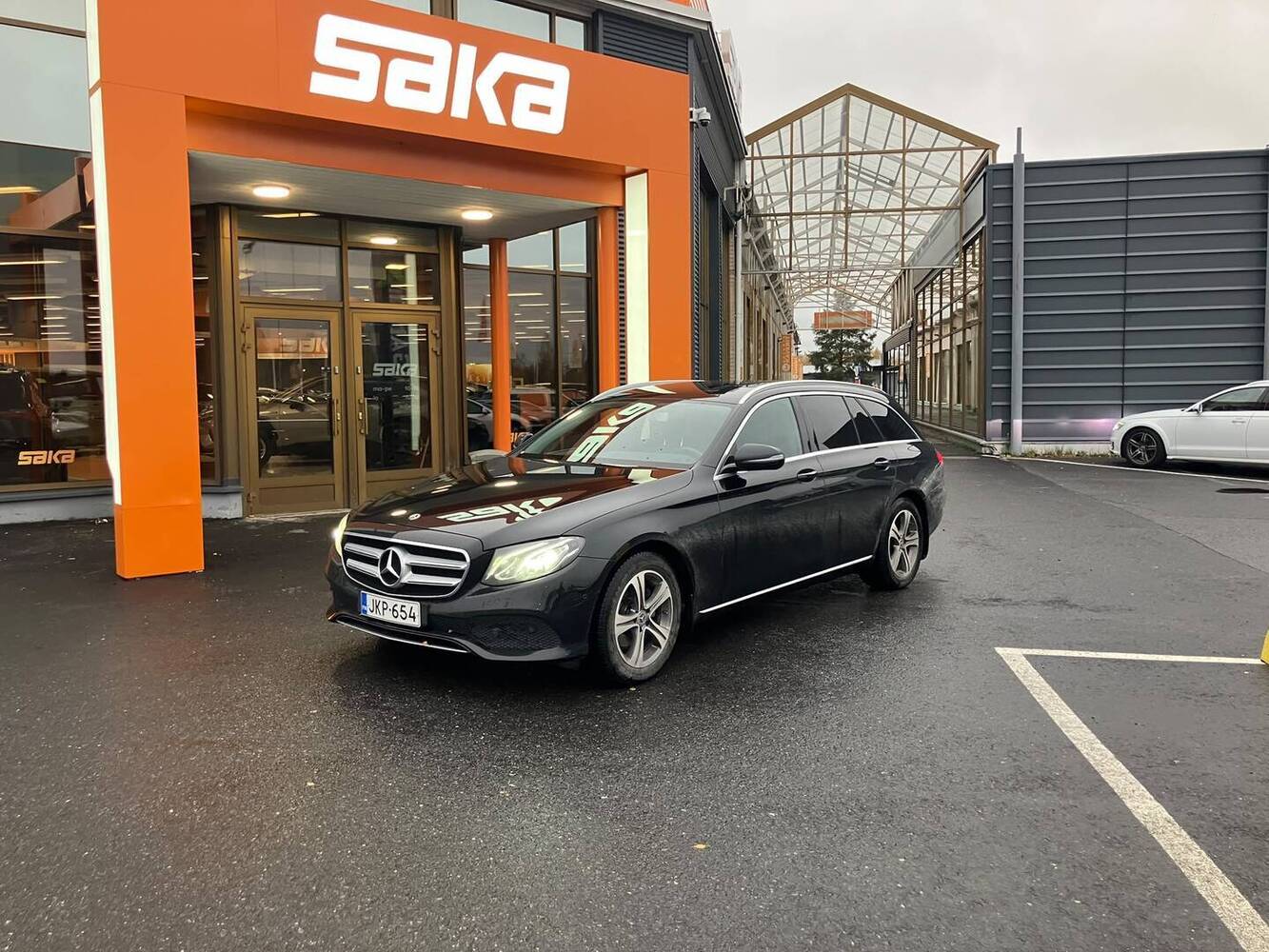 Mercedes-Benz E vaihtoauto