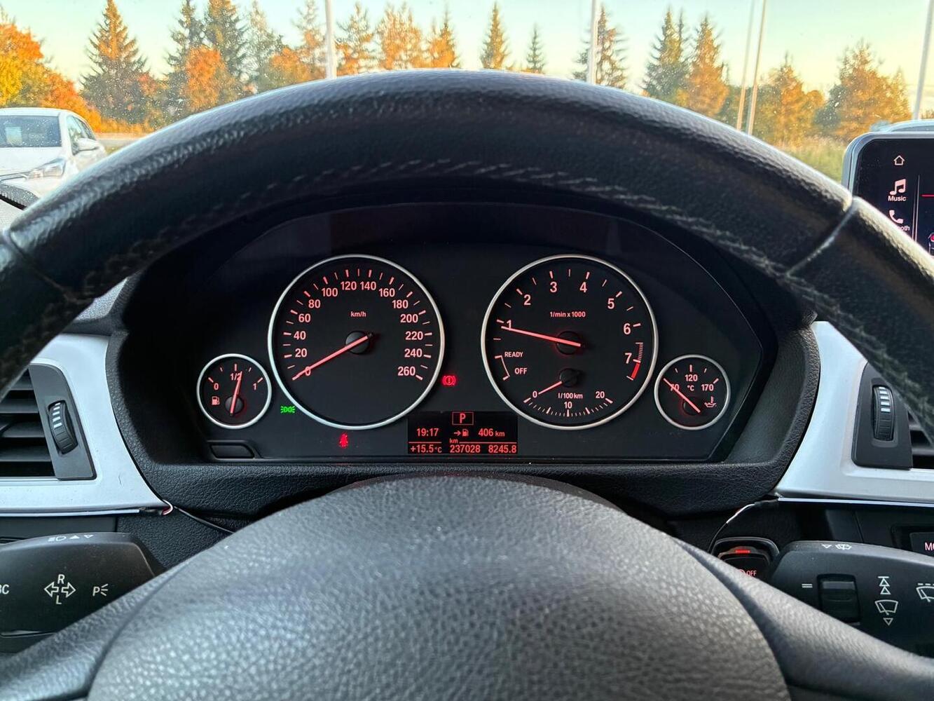 BMW 320 vaihtoauto