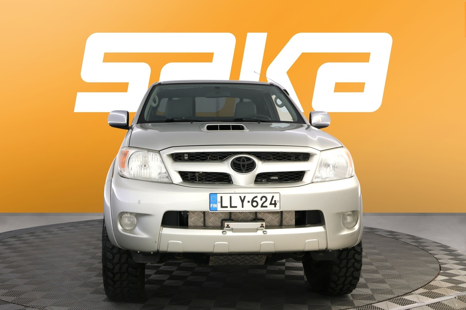 Toyota Hilux vaihtoauto