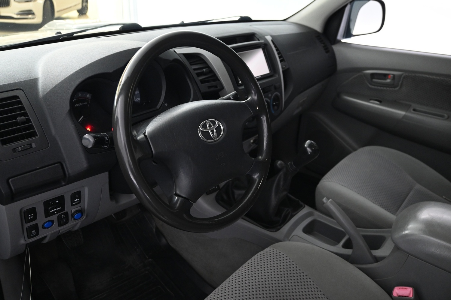 Toyota Hilux vaihtoauto