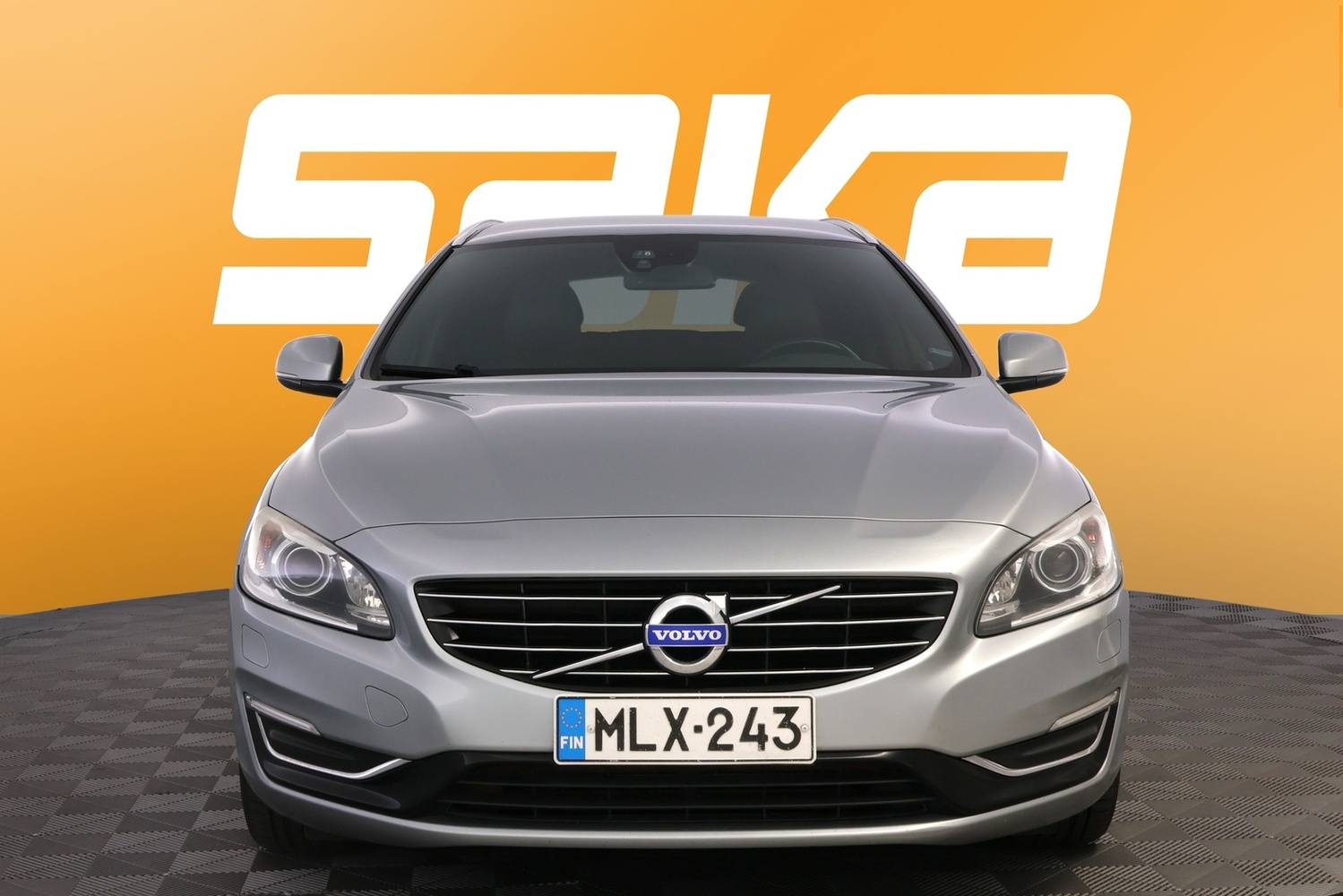 Volvo V60 vaihtoauto