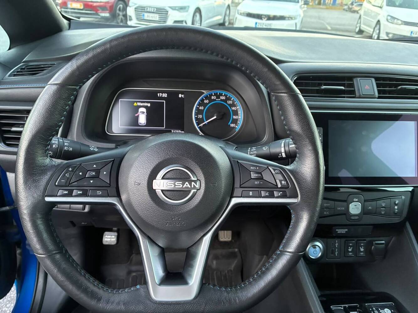 Nissan Leaf vaihtoauto