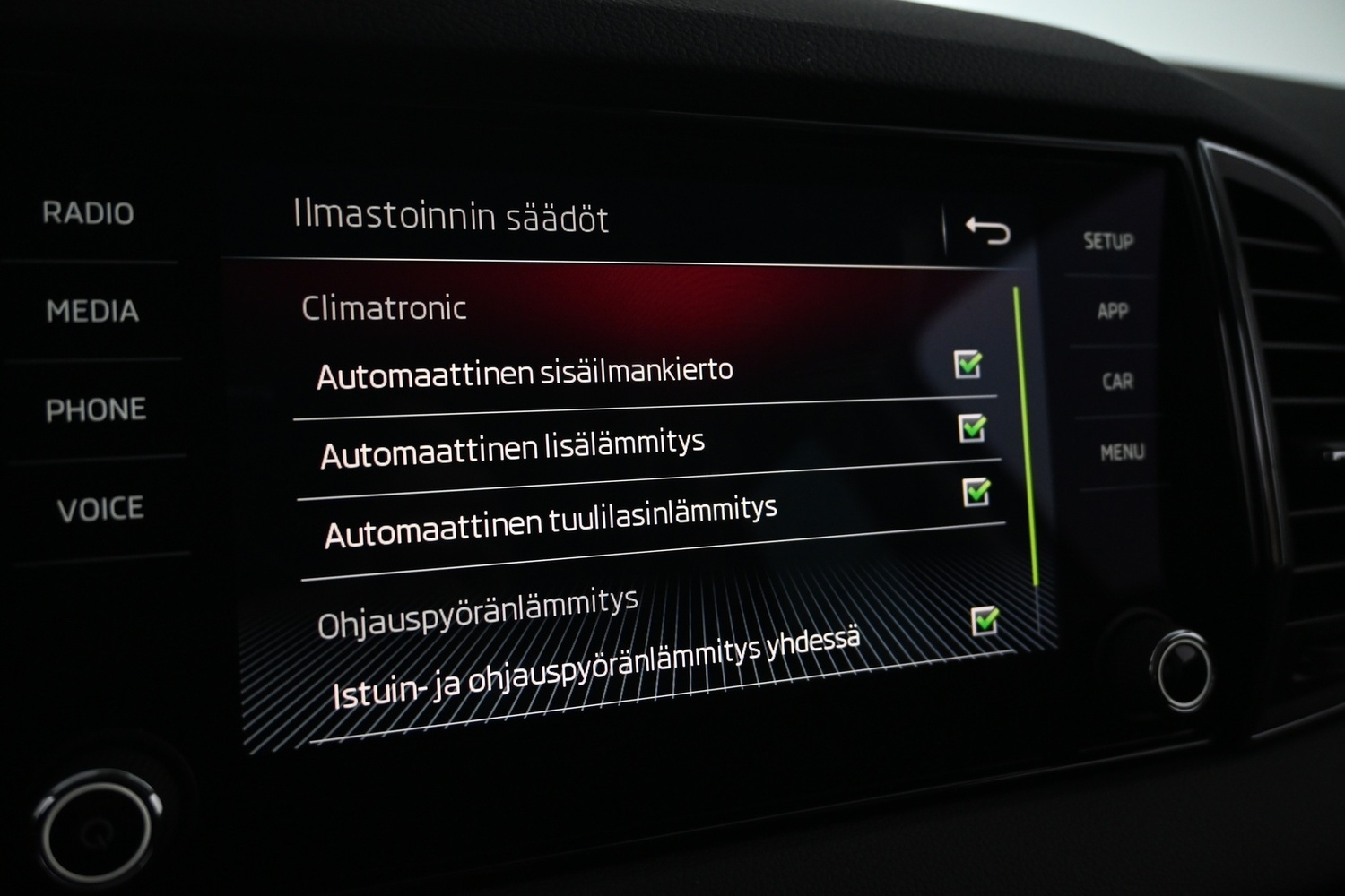 Skoda Karoq vaihtoauto