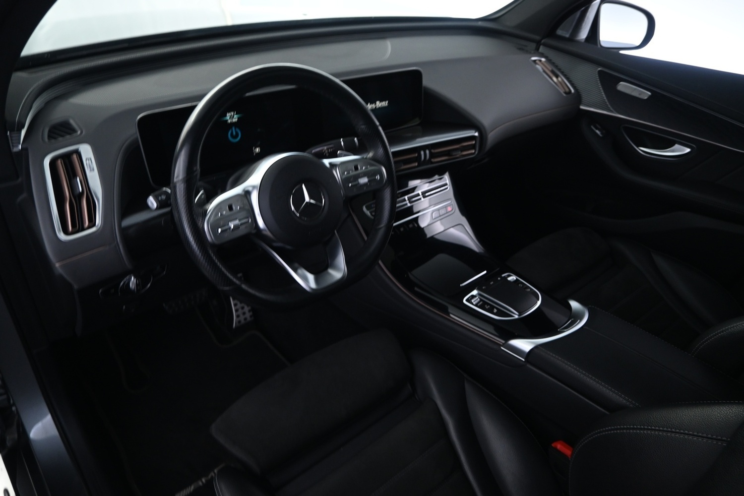 Mercedes-Benz EQC vaihtoauto