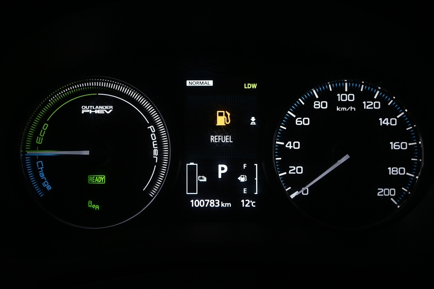 Mitsubishi Outlander PHEV vaihtoauto