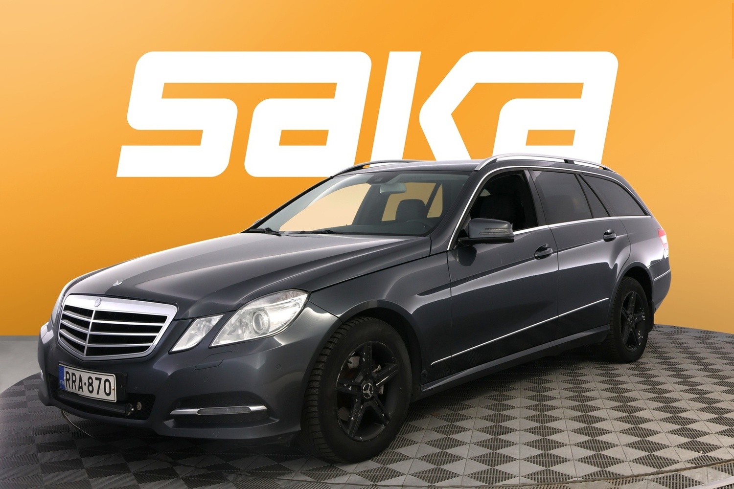 Mercedes-Benz E vaihtoauto