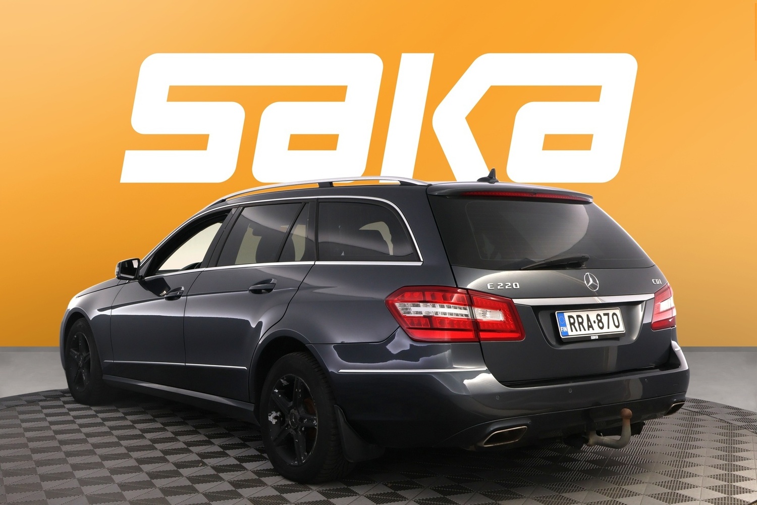 Mercedes-Benz E vaihtoauto