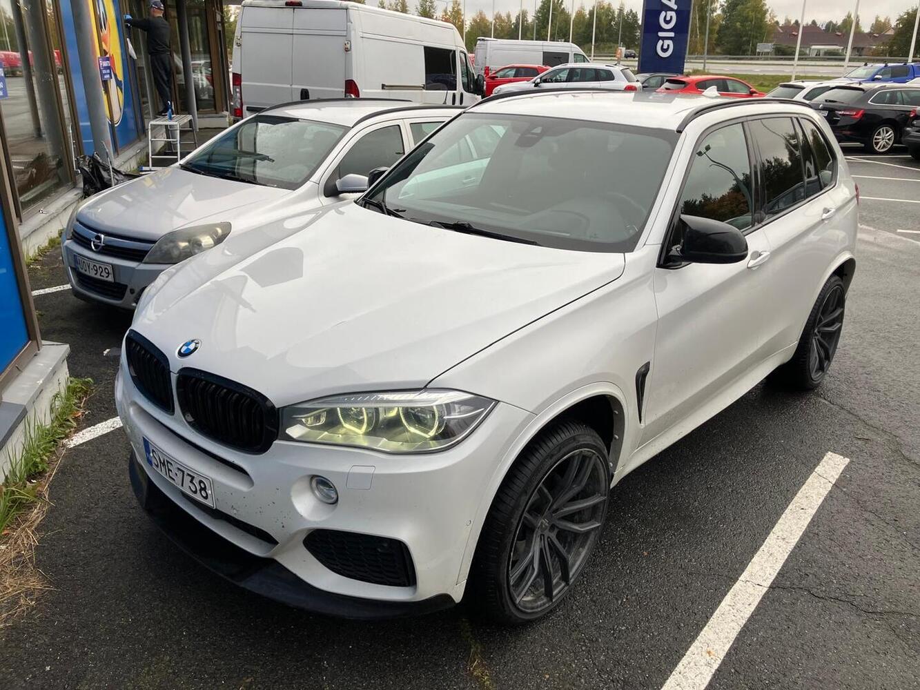BMW X5 vaihtoauto