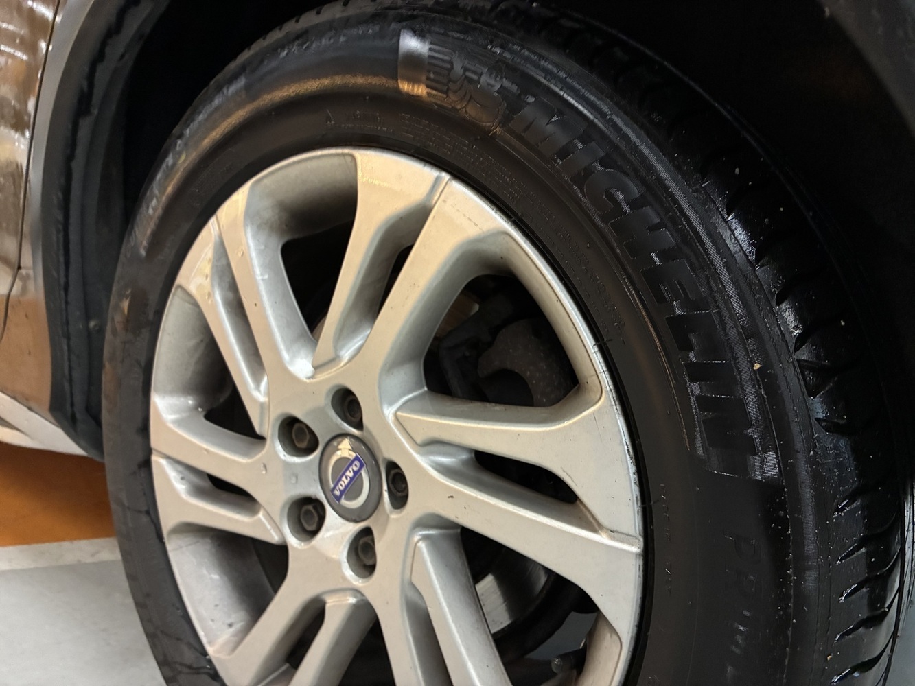 Volvo V60 Cross Country vaihtoauto