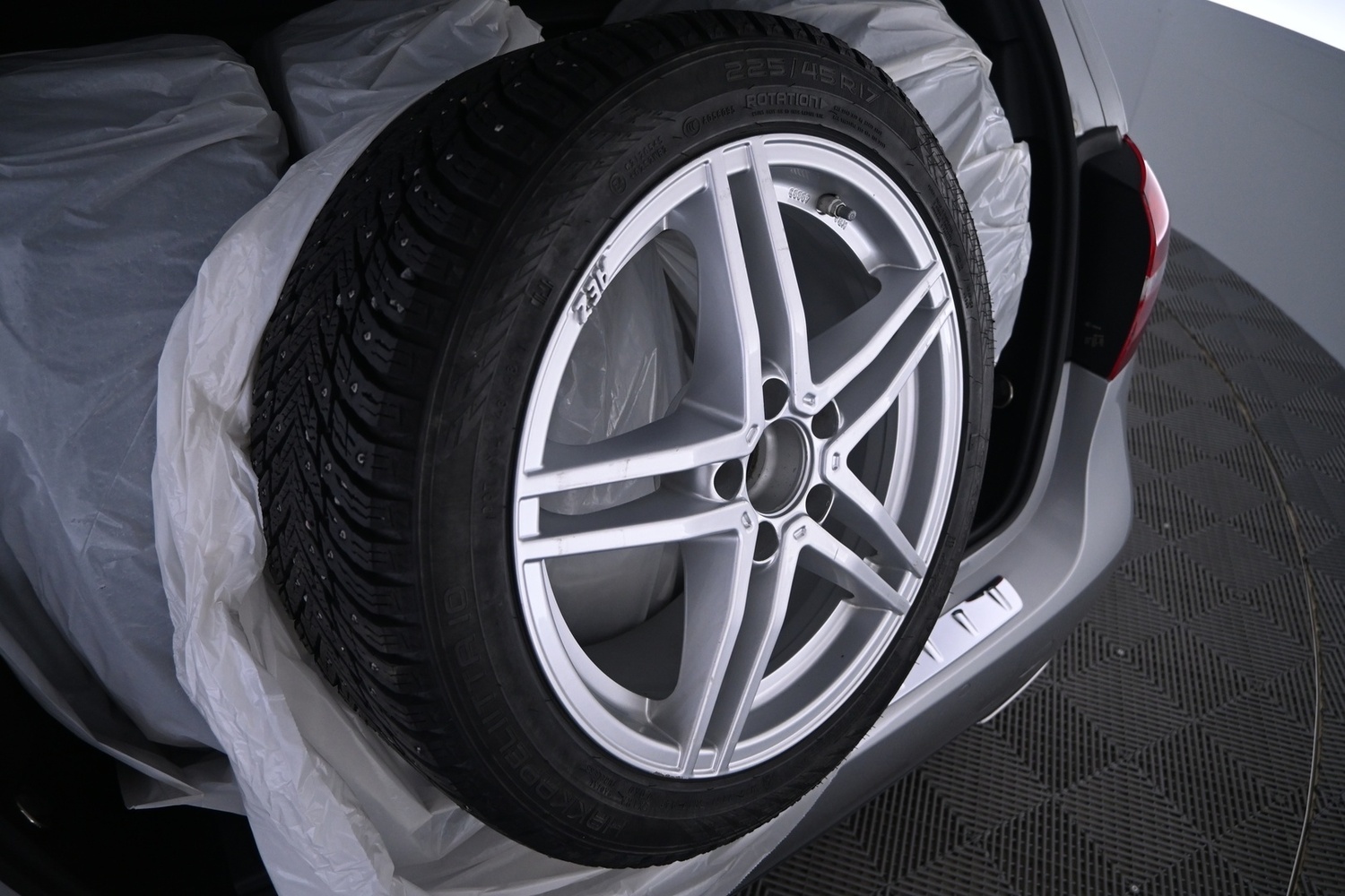 Mercedes-Benz B vaihtoauto