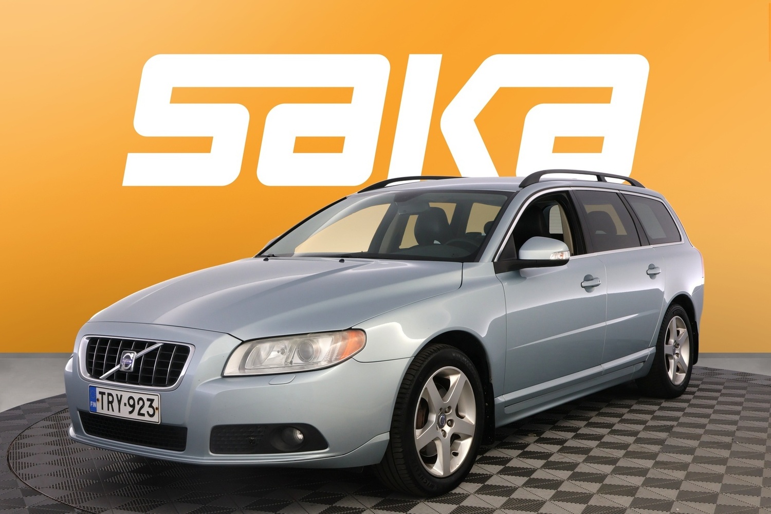 Volvo V70 vaihtoauto