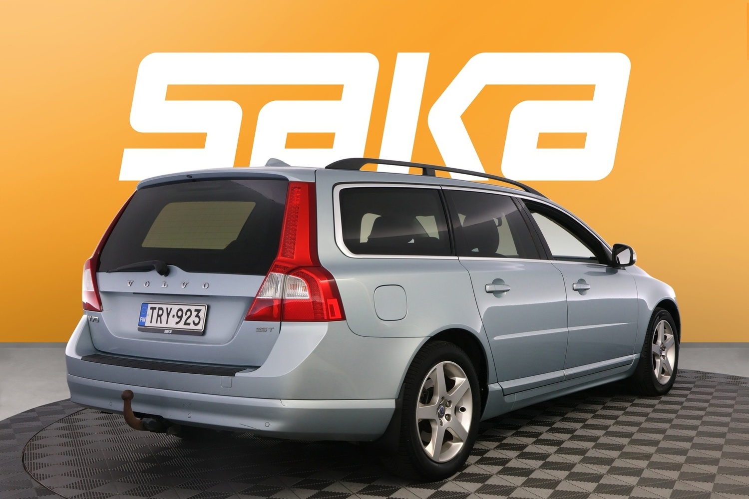 Volvo V70 vaihtoauto