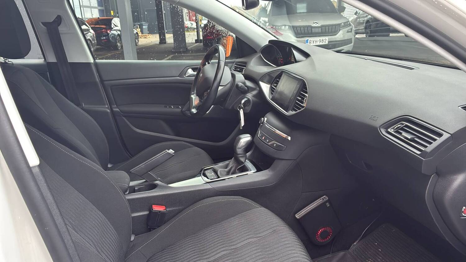 Peugeot 308 vaihtoauto