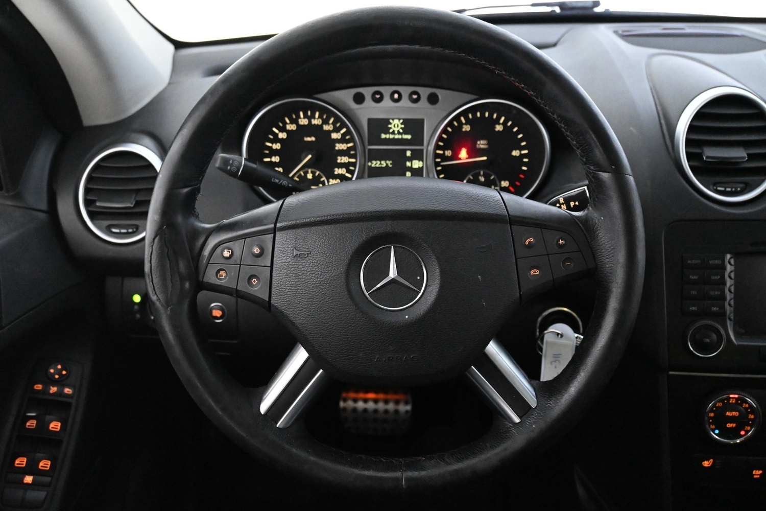 Mercedes-Benz ML vaihtoauto