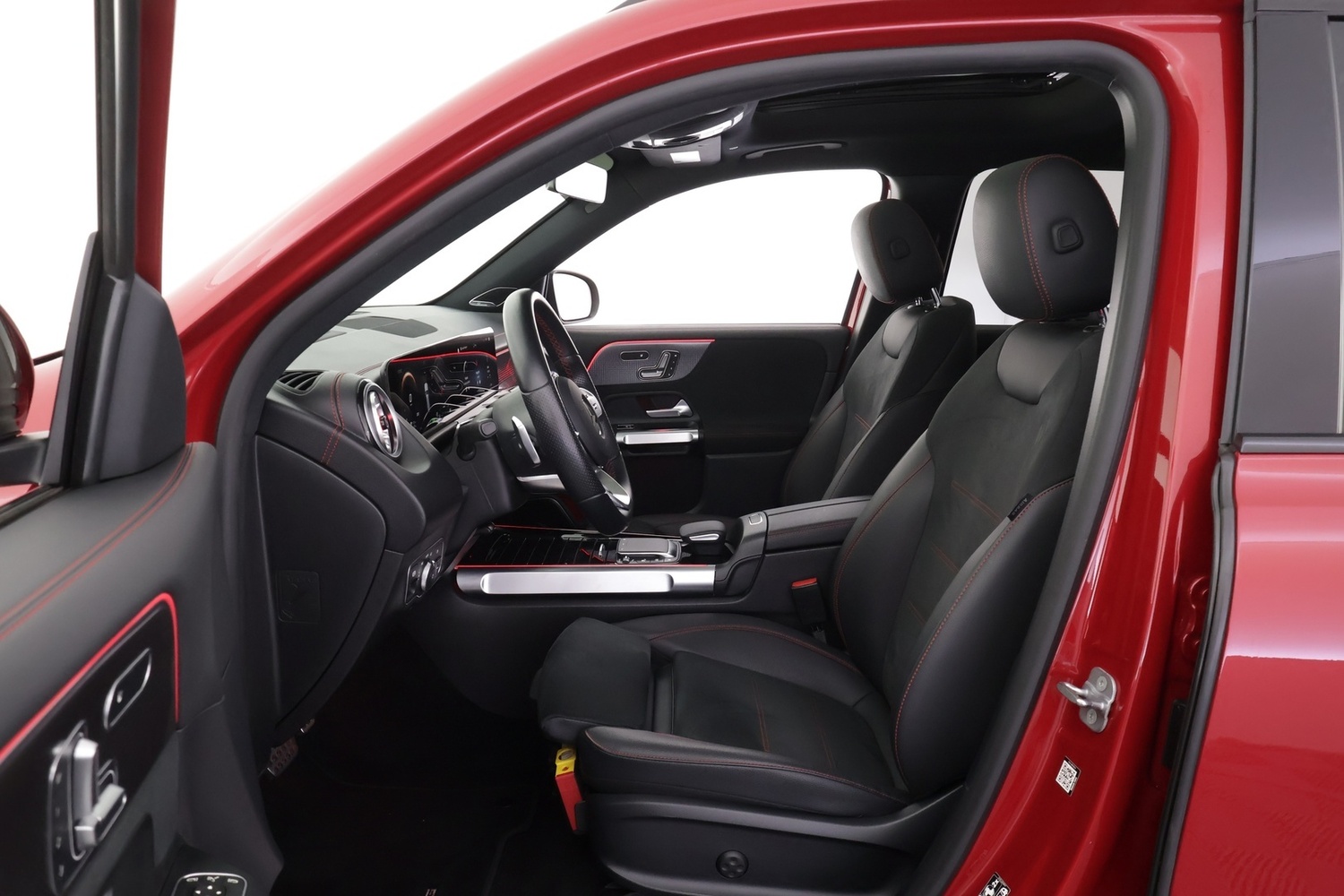 Mercedes-Benz EQB vaihtoauto