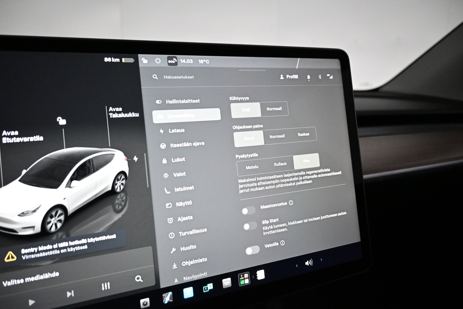 Tesla Model Y vaihtoauto