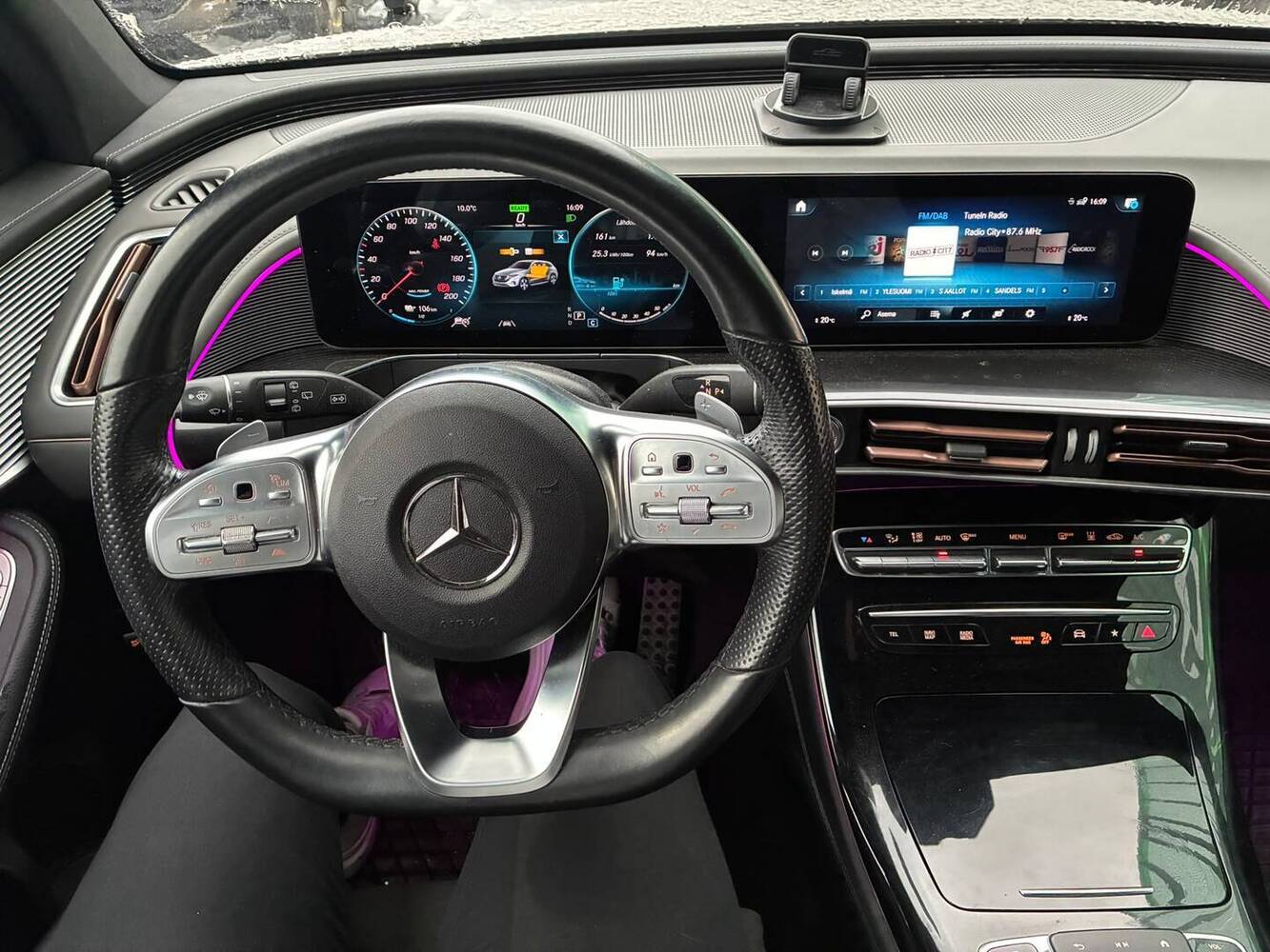 Mercedes-Benz EQC vaihtoauto