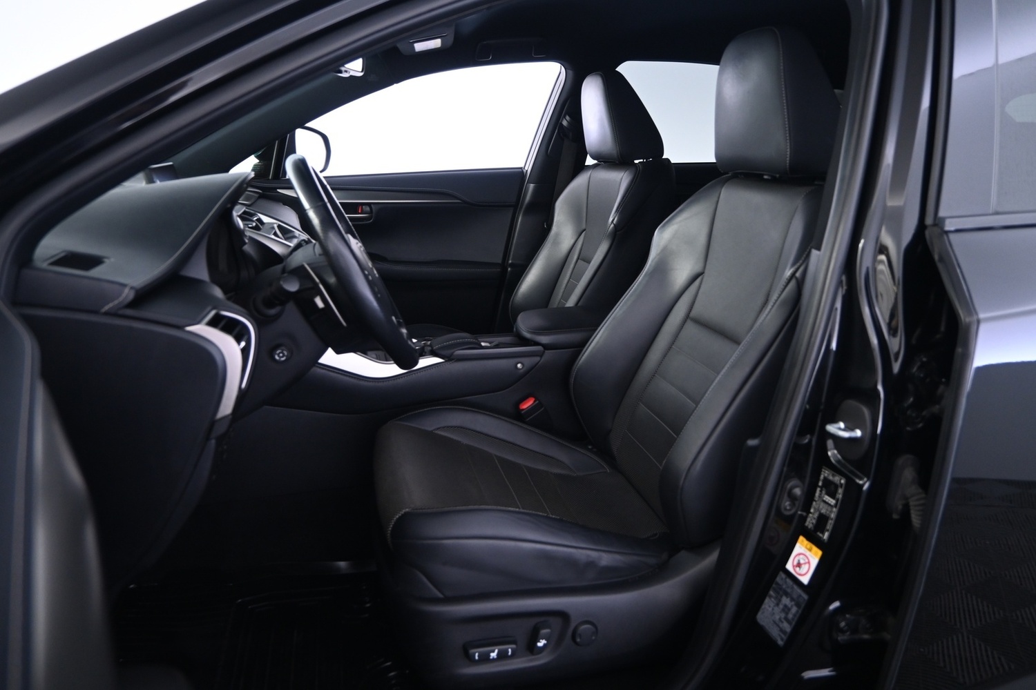 Lexus NX vaihtoauto