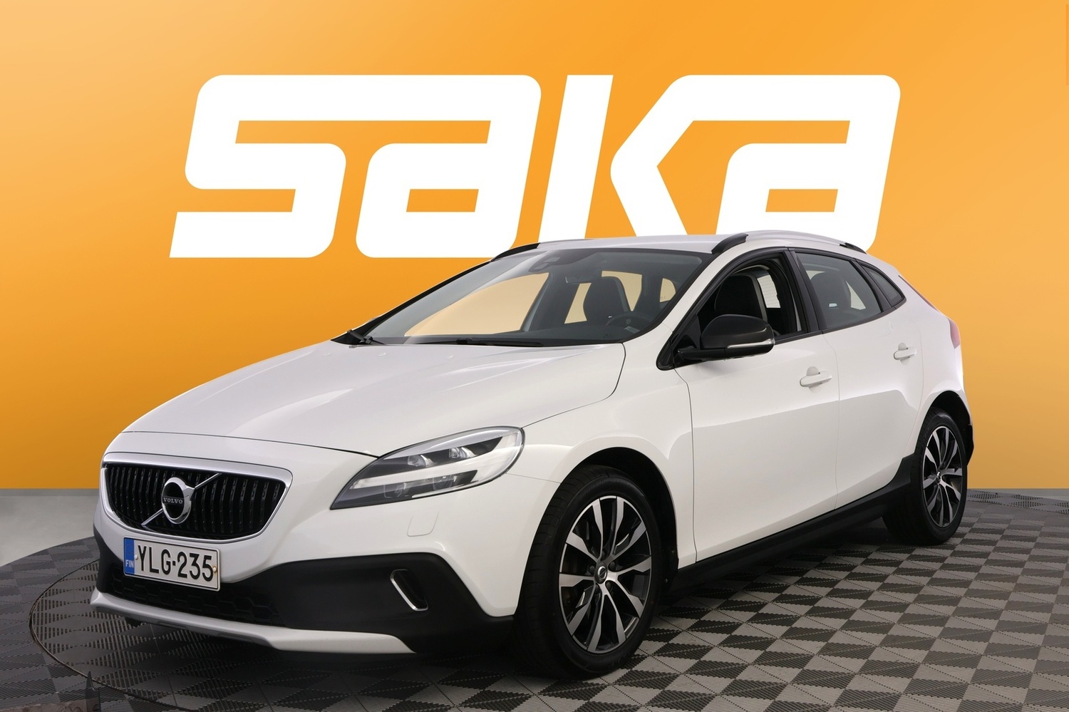 Volvo V40 Cross Country vaihtoauto