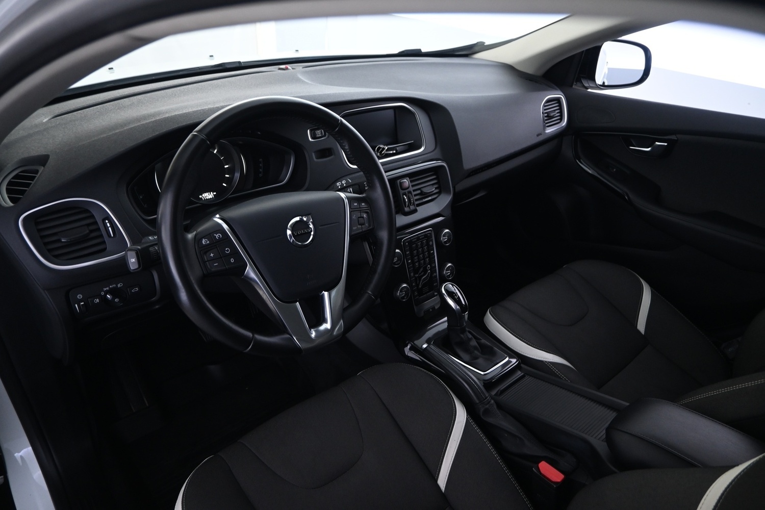 Volvo V40 Cross Country vaihtoauto