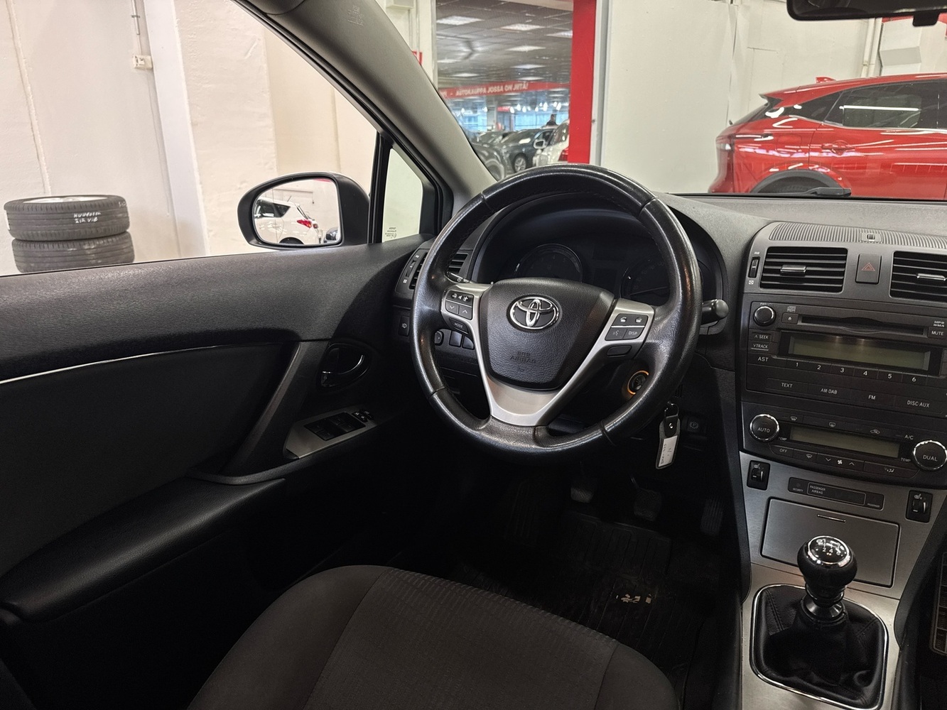 Toyota Avensis vaihtoauto