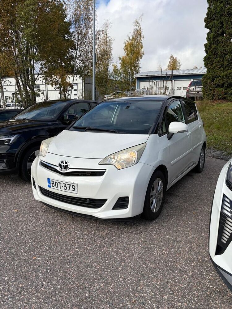 Toyota Verso-S vaihtoauto