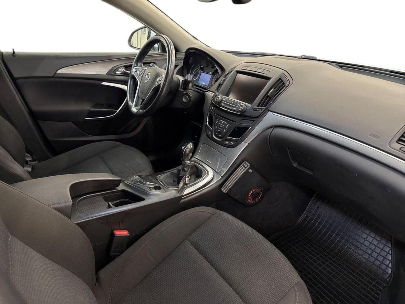 Opel Insignia vaihtoauto