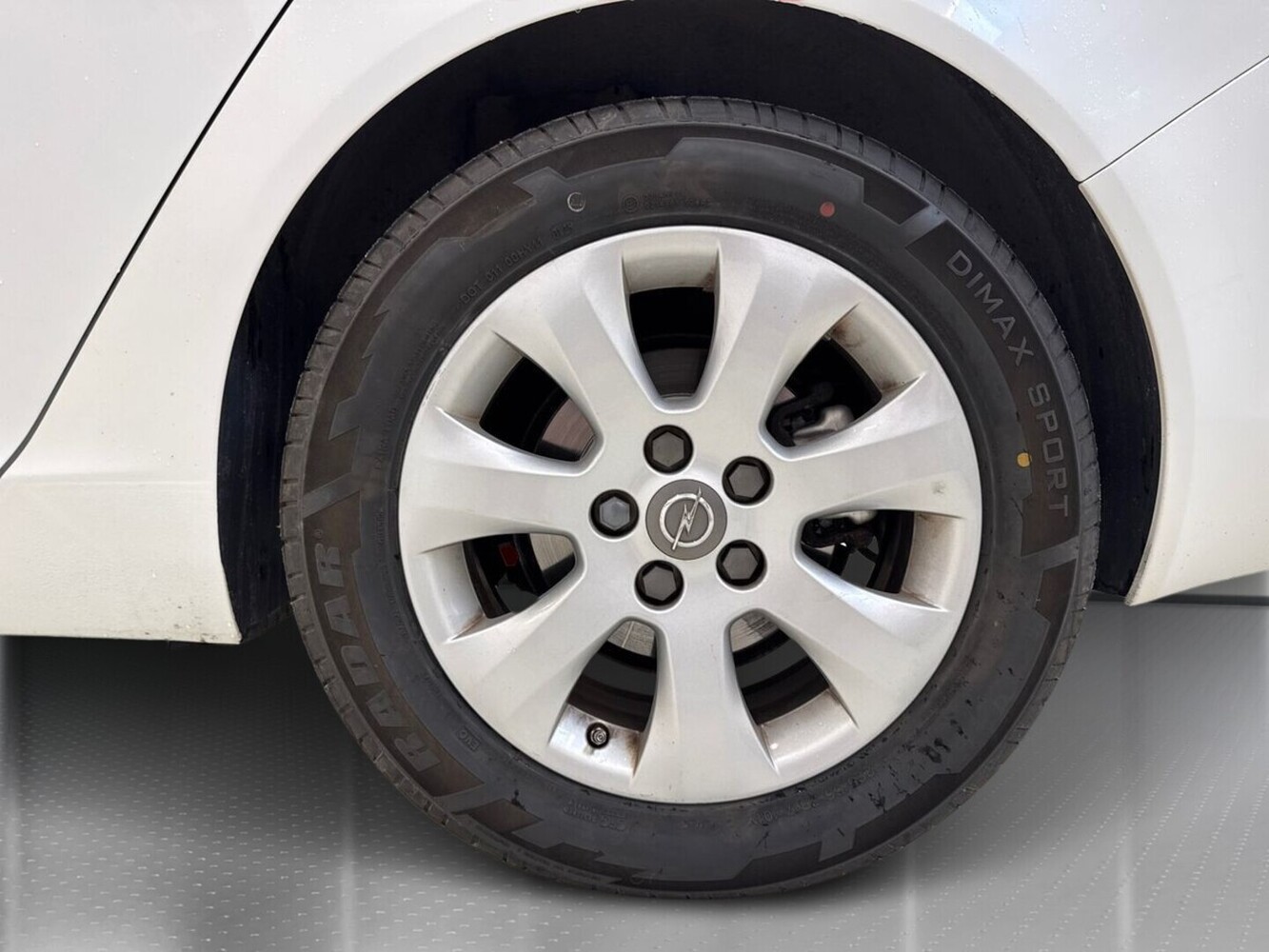Opel Insignia vaihtoauto