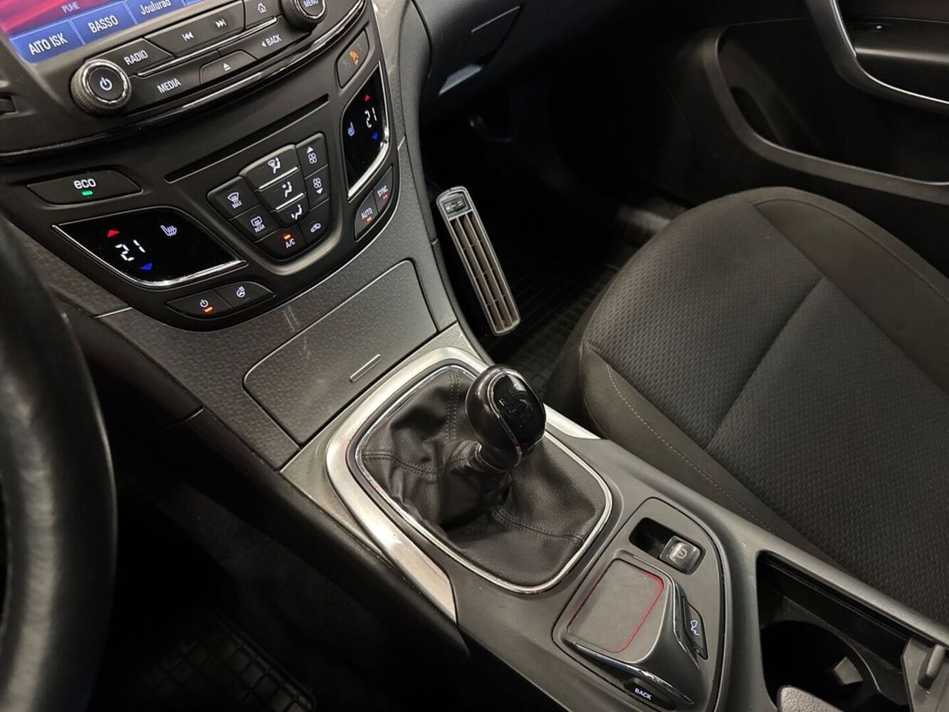 Opel Insignia vaihtoauto