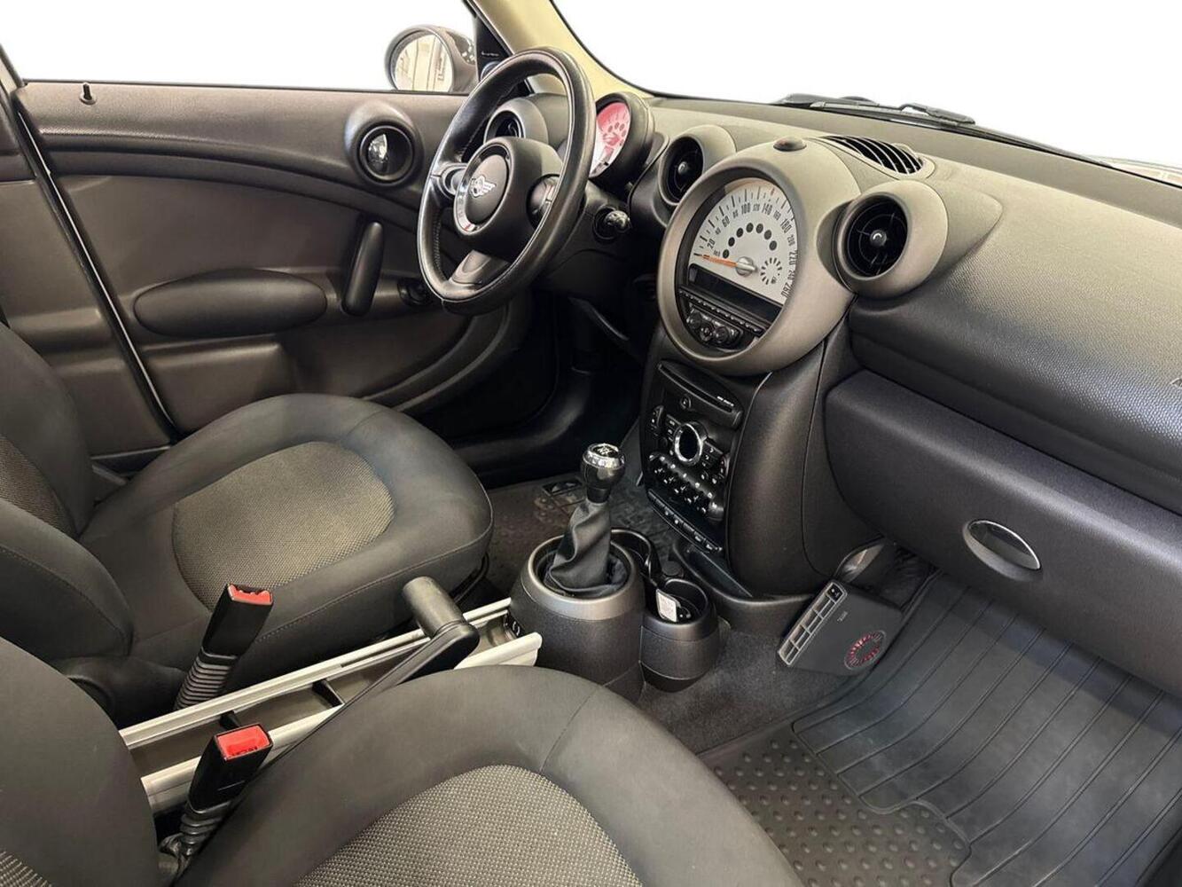 Mini Cooper vaihtoauto