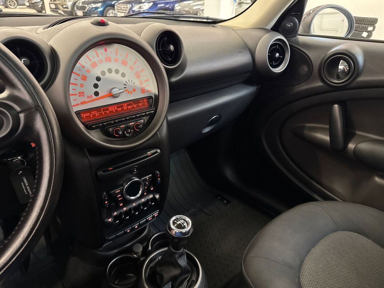 Mini Cooper vaihtoauto