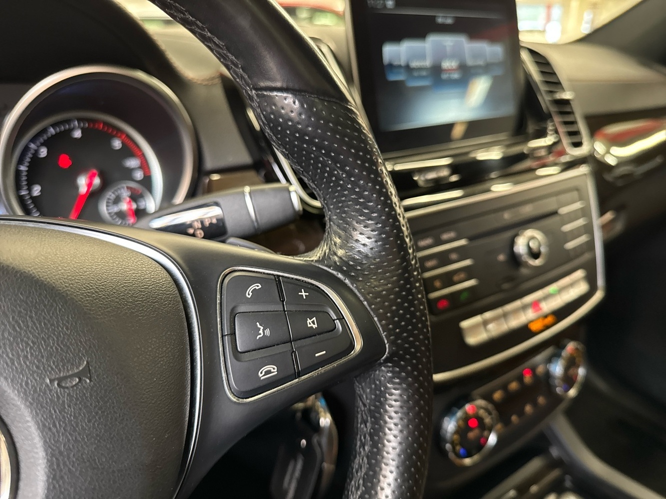 Mercedes-Benz GLE vaihtoauto
