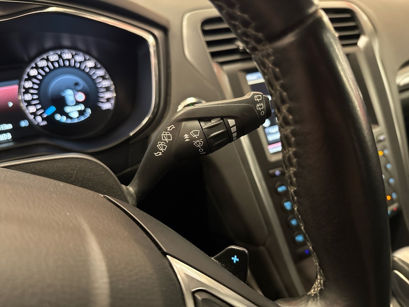 Ford Mondeo vaihtoauto