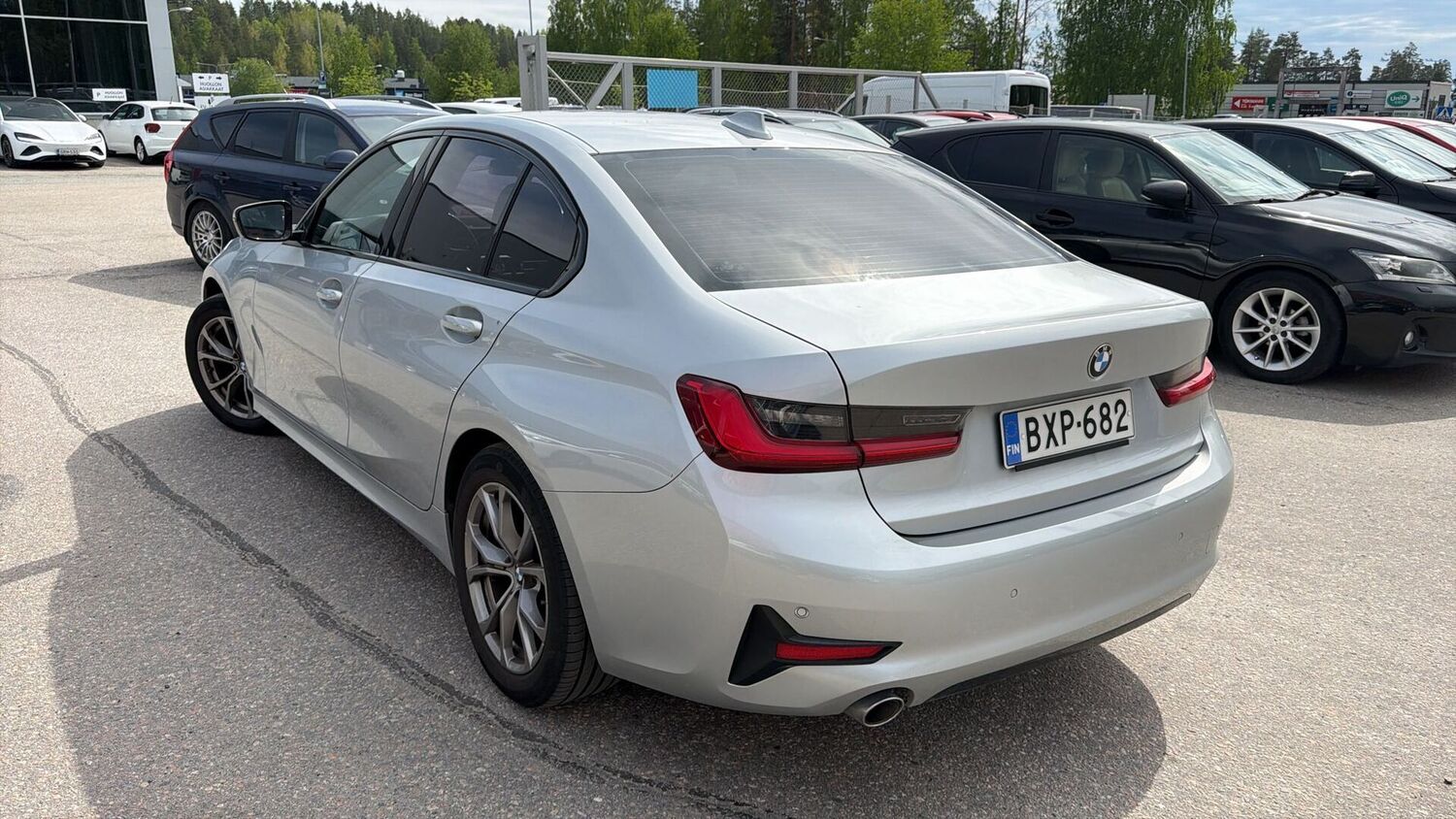 BMW 318 vaihtoauto