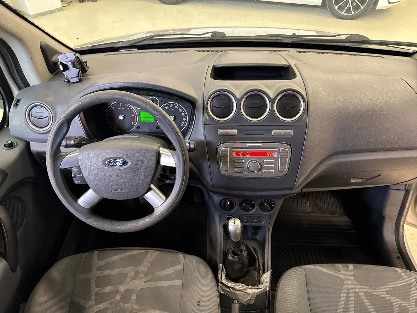Ford Transit Connect vaihtoauto