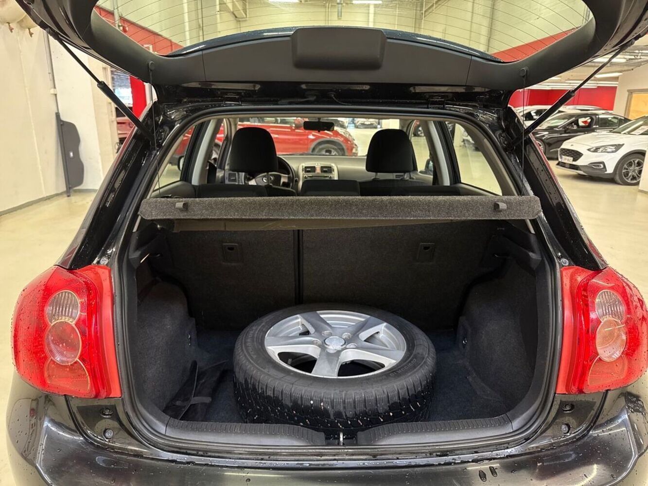 Toyota Auris vaihtoauto