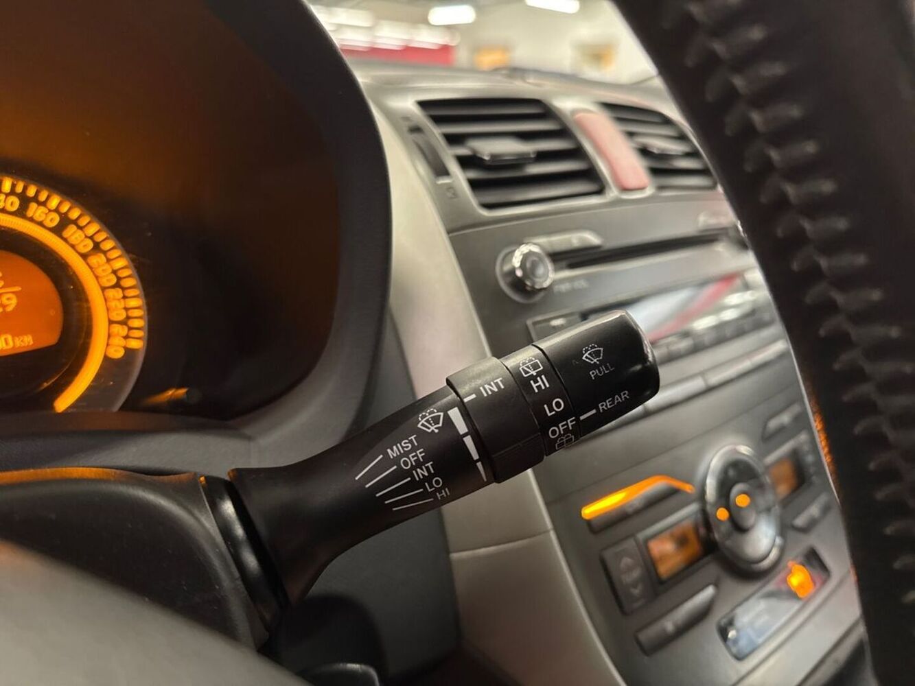 Toyota Auris vaihtoauto
