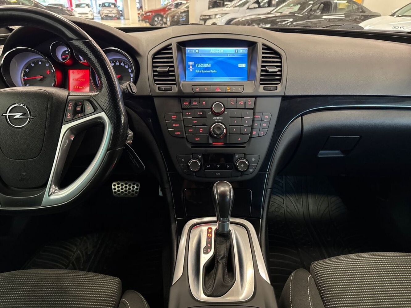 Opel Insignia vaihtoauto
