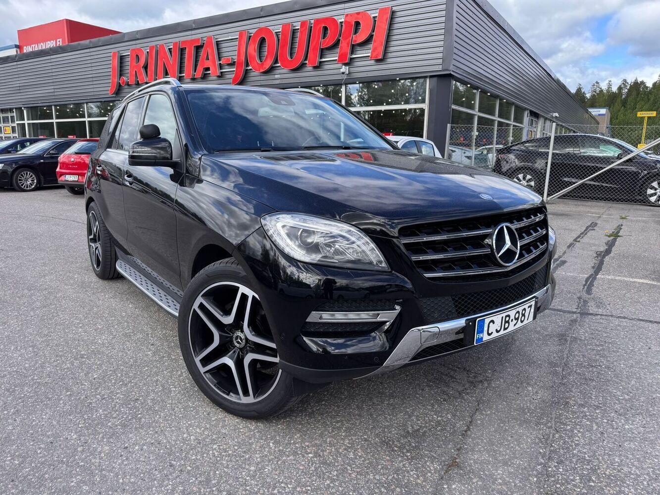 Mercedes-Benz ML vaihtoauto