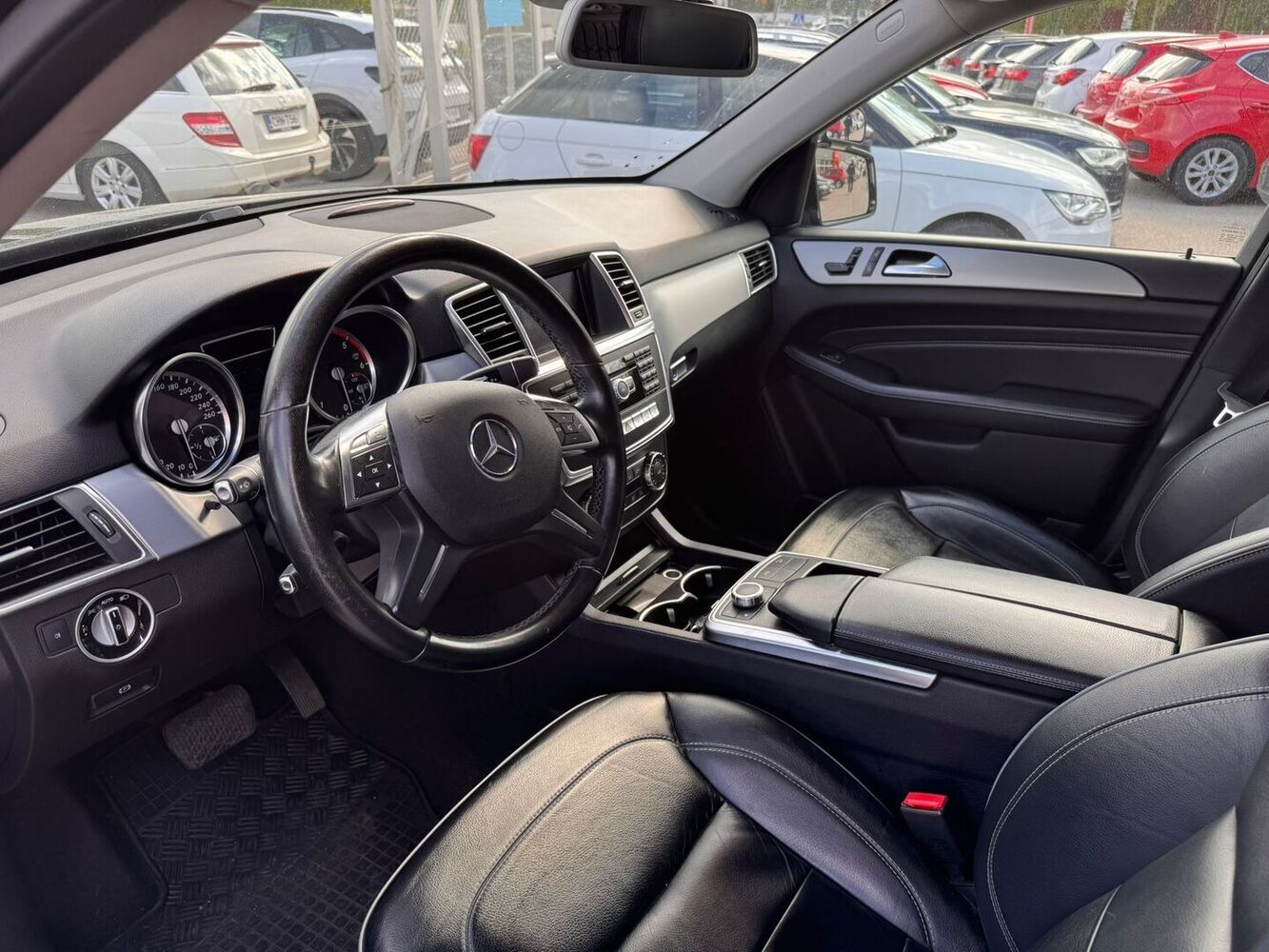 Mercedes-Benz ML vaihtoauto