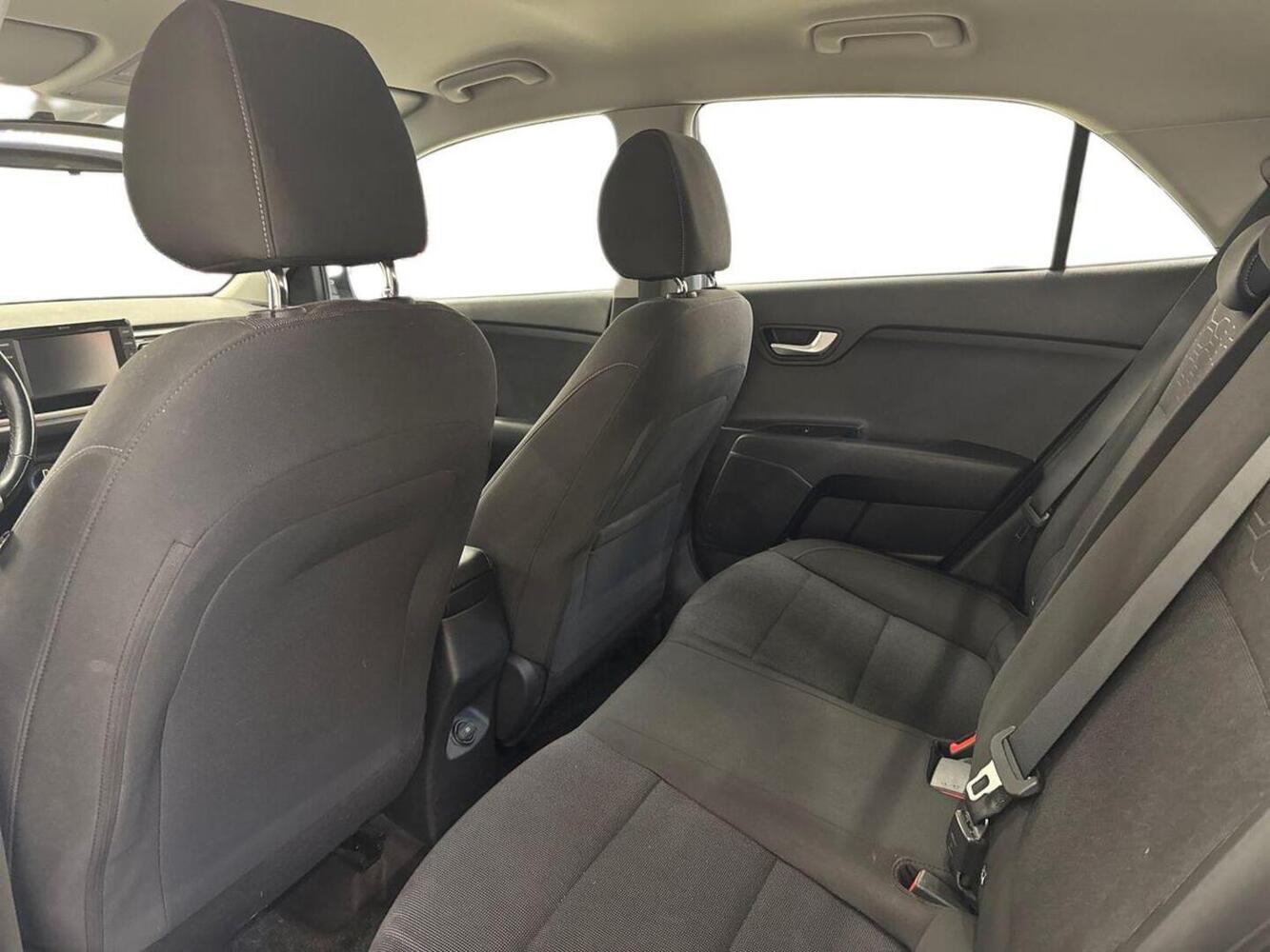 Kia Rio vaihtoauto