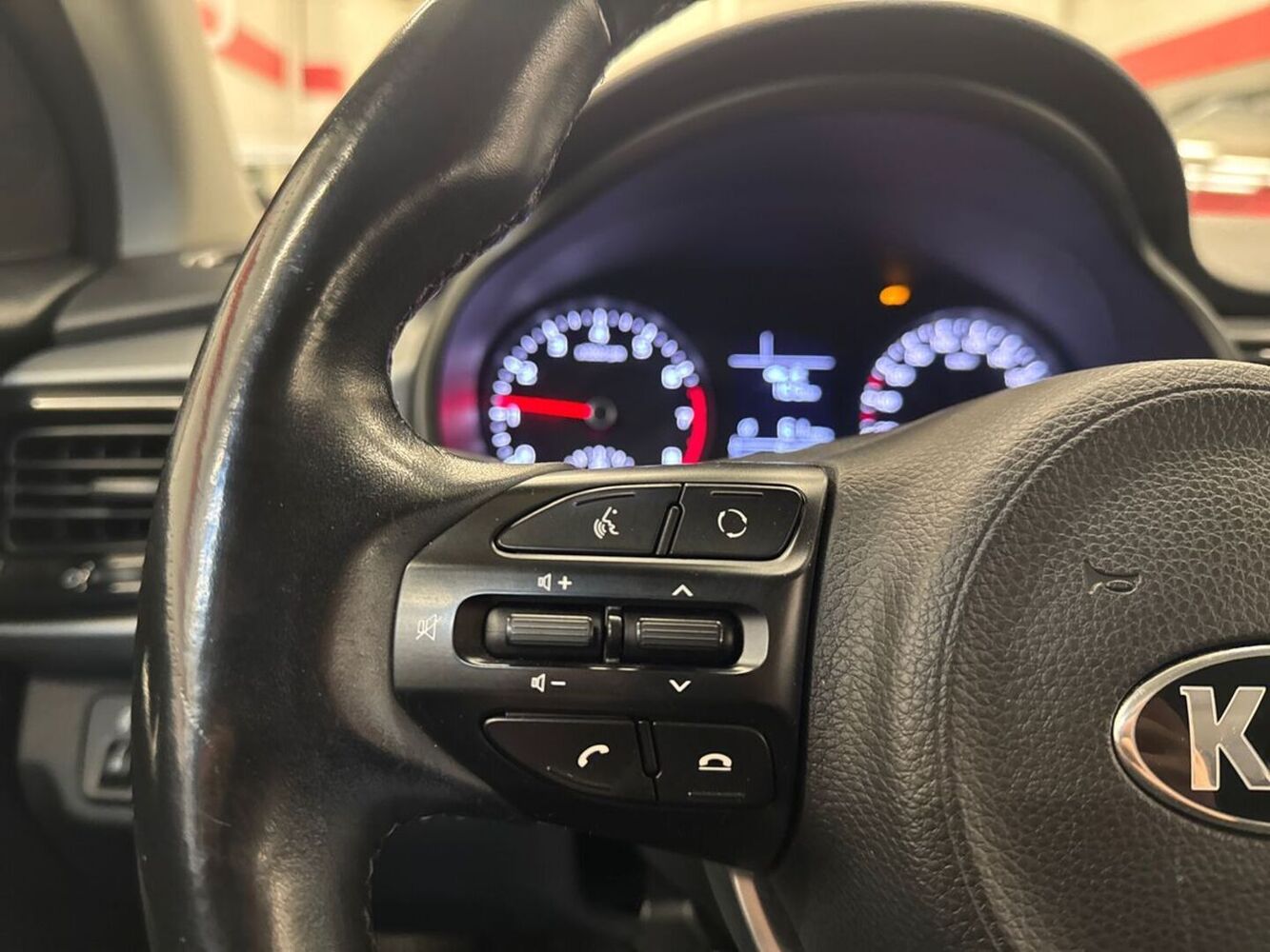 Kia Rio vaihtoauto